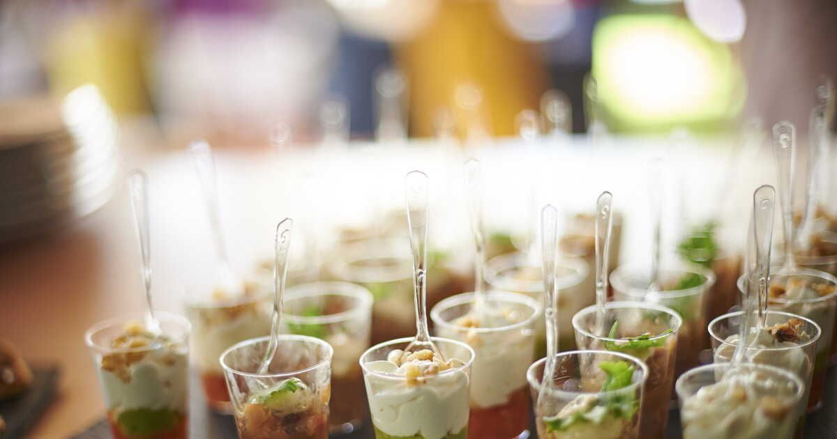 Verrines créatives : 50 recettes faciles pour un apéro mémorable
