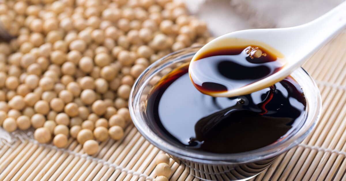 Comment distinguer la vraie sauce soja en un clin d’œil