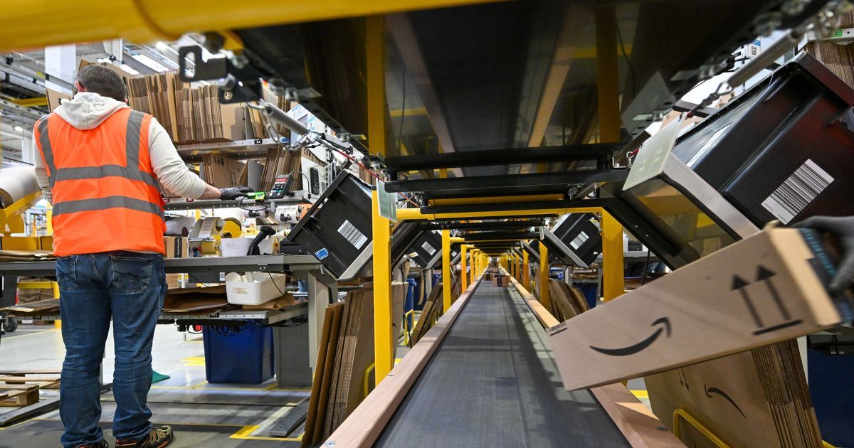 Amazon ouvre les portes de son centre logistique à Boves pour les journées Choose France