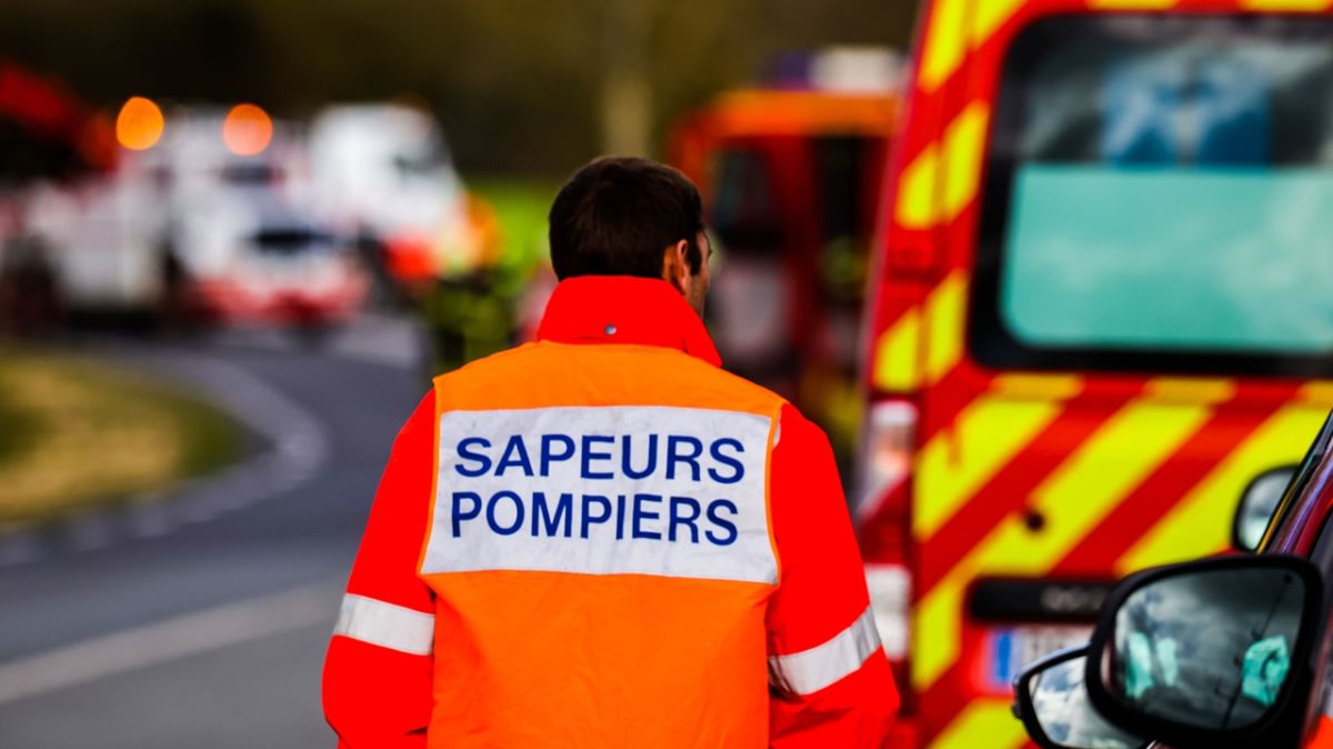 Une enquête pour meurtre ouverte après un corps découvert dans une voiture brûlée près de Grenoble