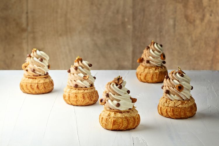 Cyril Lignac dévoile deux nouvelles pâtisseries à Paris