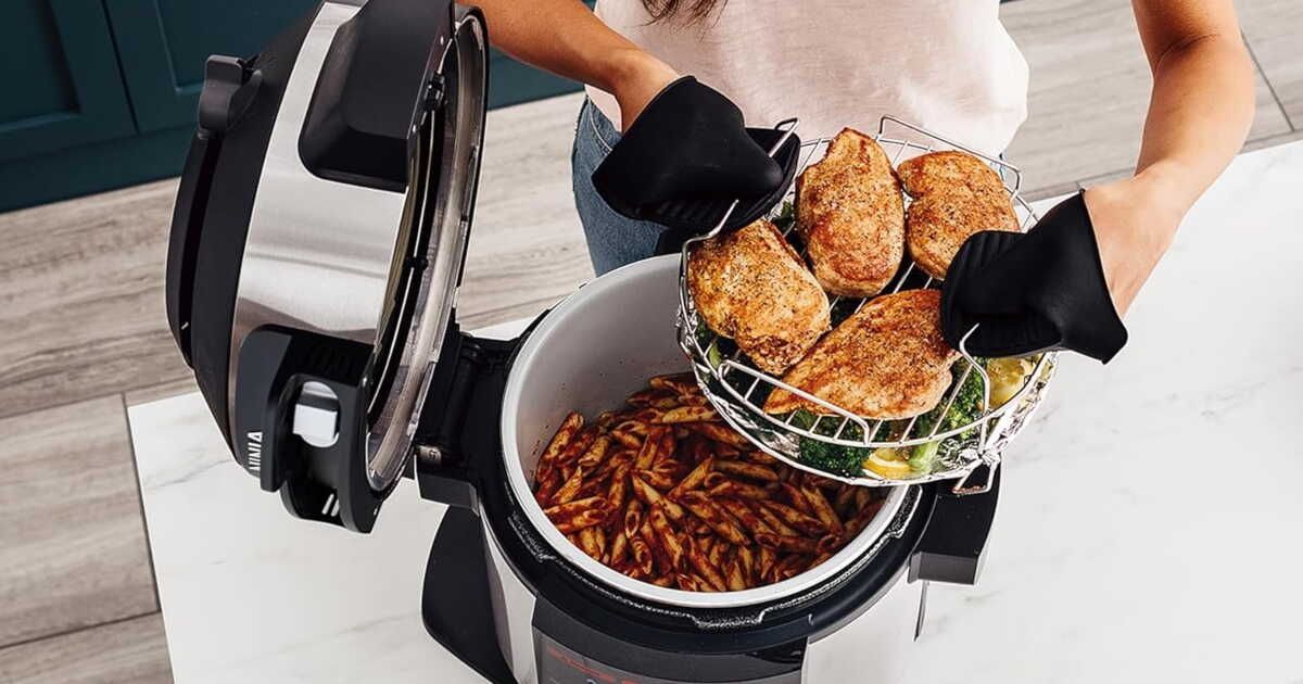 Découvrez le multicuiseur Ninja Foodi Max : l'allié idéal pour des repas en famille