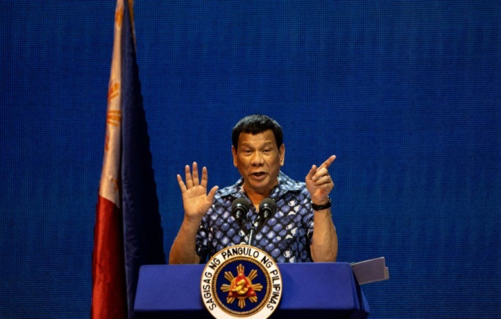Duterte sur le banc des accusés : le procès historique débute le 30 novembre