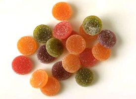 Les bonbons sous la loupe : trop de colorants artificiels dévoilés
