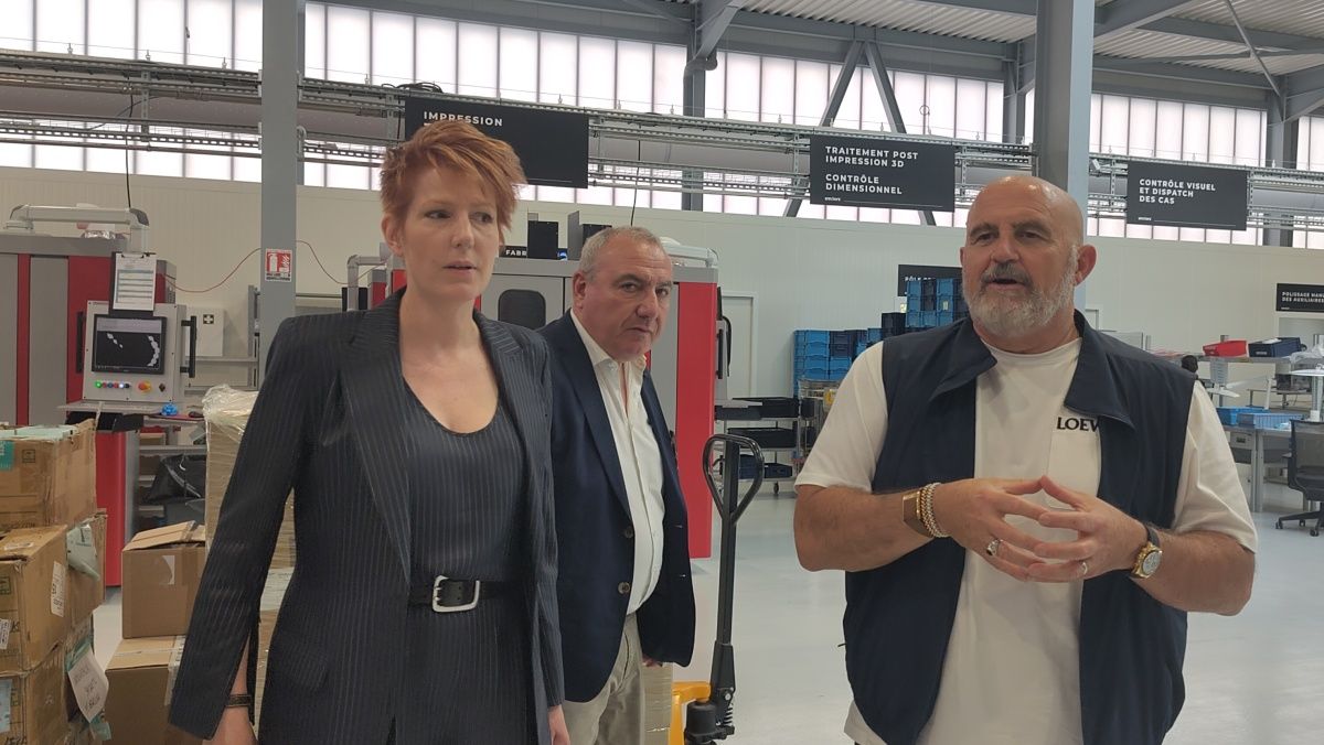 Natacha Polony plaide pour la réindustrialisation lors de sa visite à l'usine Smilers