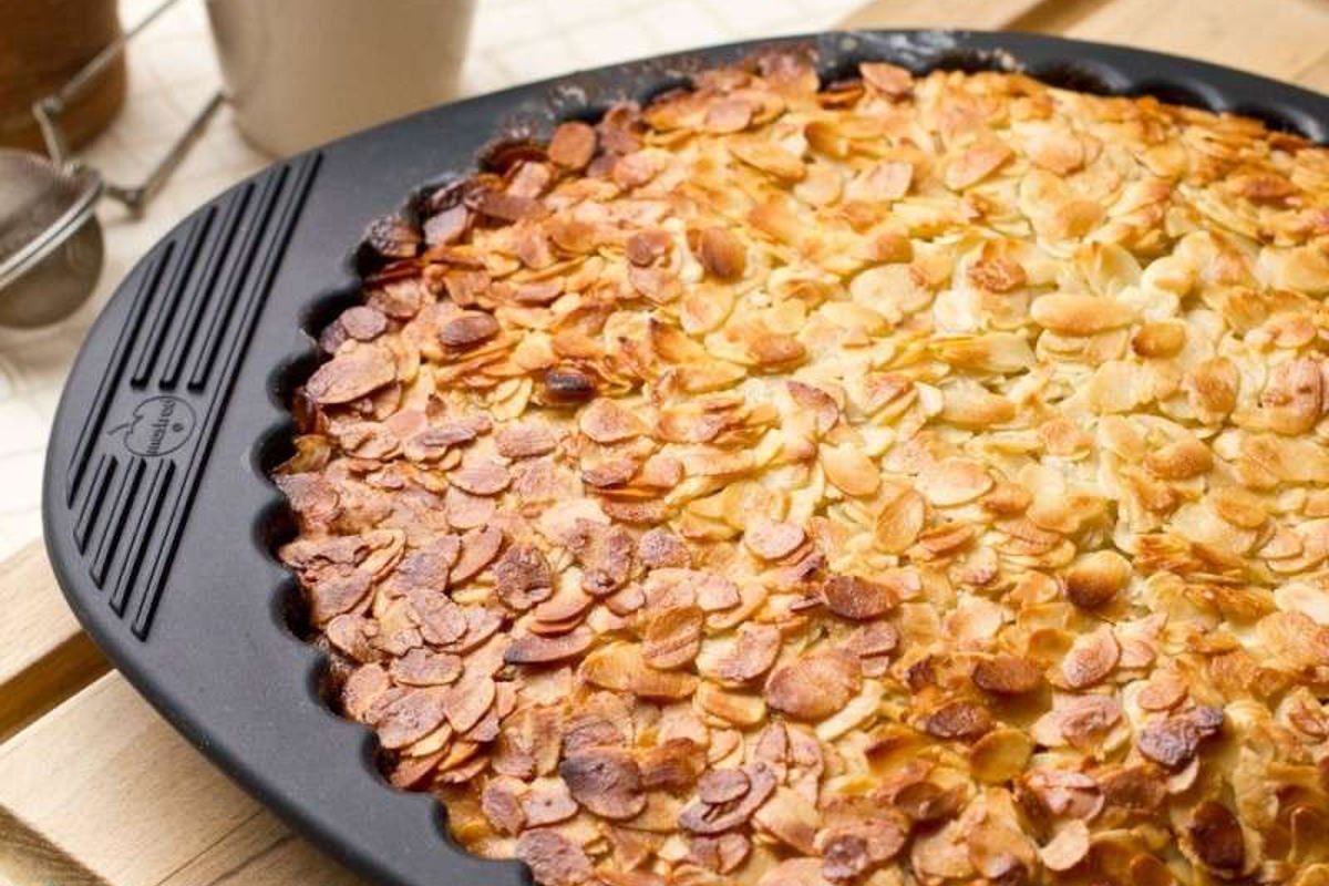 Gâteau ultra moelleux à la Crème et aux Amandes