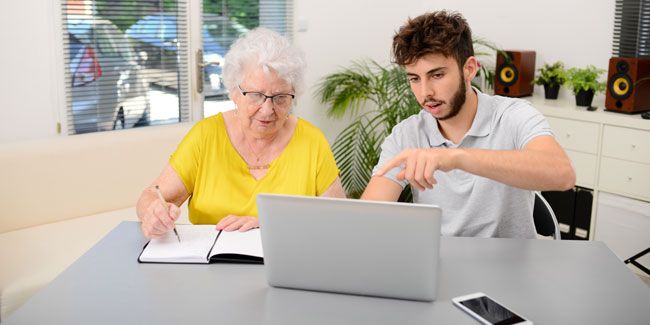 L'importance de l'aide administrative pour les seniors : un soutien essentiel