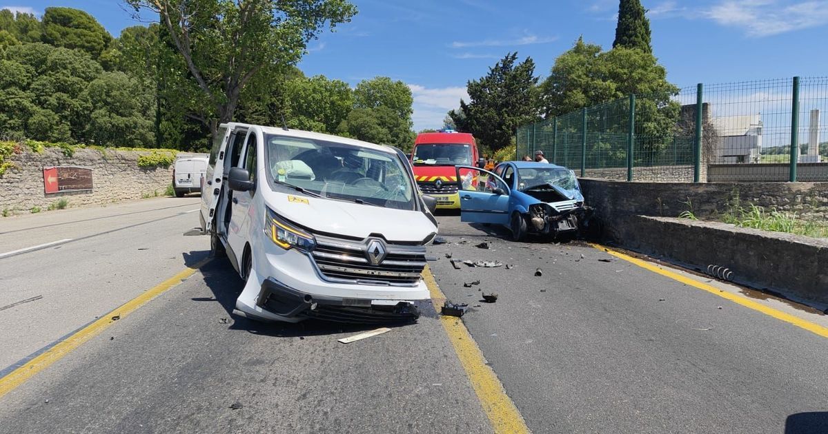Collision à Caumont-sur-Durance : un minibus d'enfants en situation de handicap impliqué