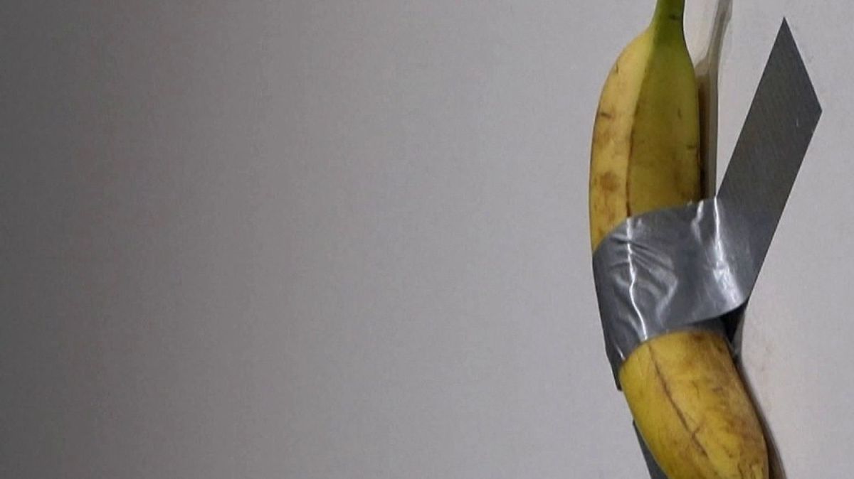 Le vol inattendu de la banane scotchée fait scandale au Centre Pompidou-Metz