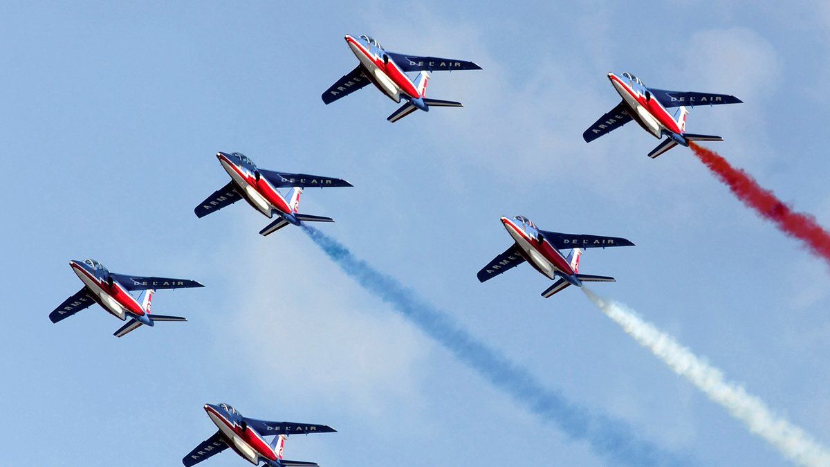 Les Alphajet de la Patrouille de France s'élancent vers l'Amérique