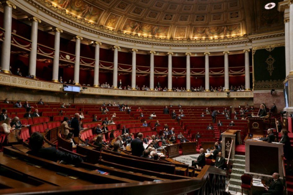 Les députés adoptent une loi pour protéger les enfants des violences scolaires