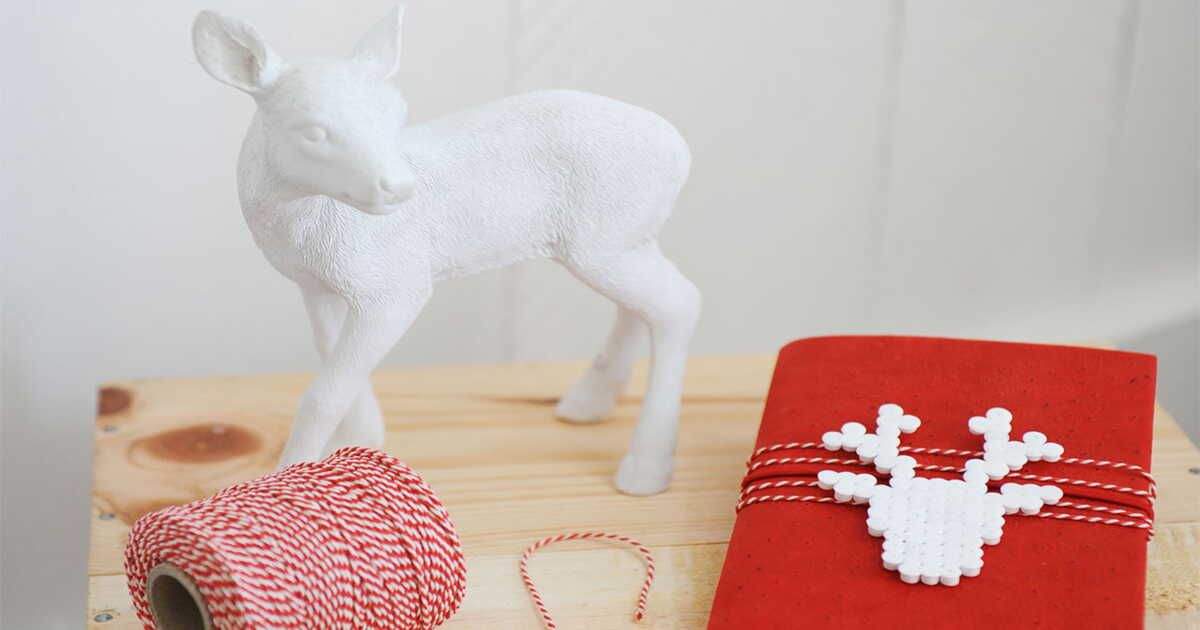 Le charme intemporel de la décoration de Noël en rouge et blanc