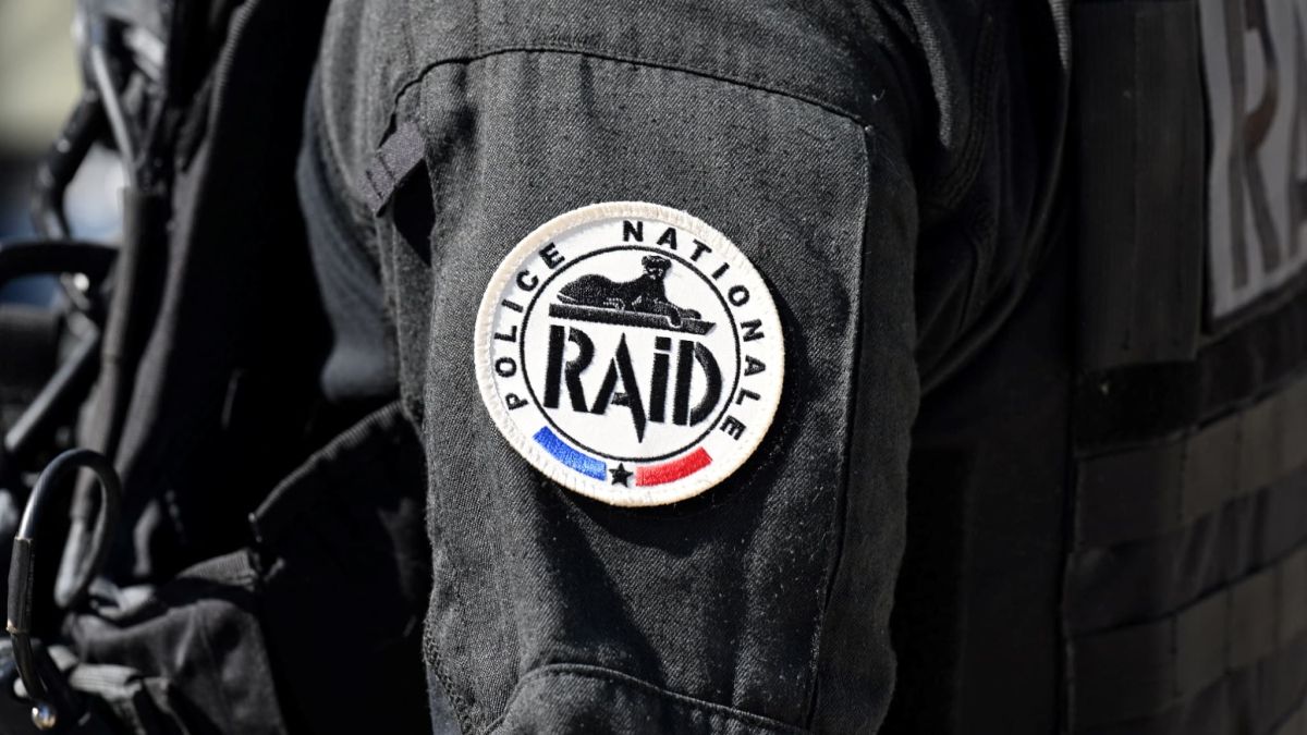 Drame à Marseille : quatre hommes accusés dans le meurtre tragique d'une innocente