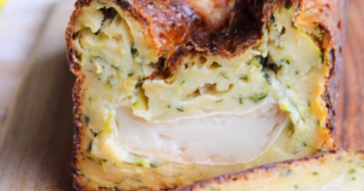 Régalez-vous avec un cake aux courgettes et à la bûche de chèvre pour vos apéros