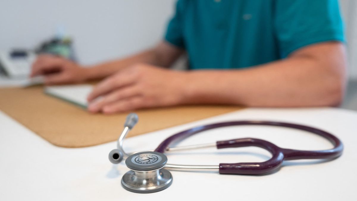 Le rapport qui défie les dépassements d'honoraires des médecins spécialisés en France