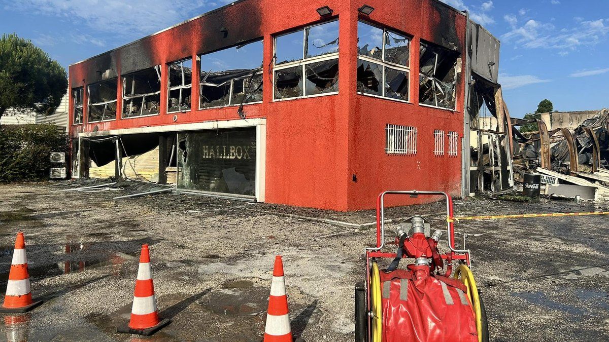 Un incendie ravage un complexe de restauration à La Seyne-sur-Mer