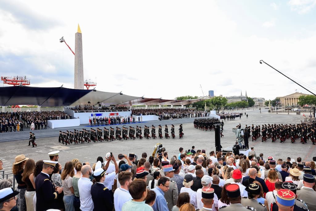 Un défilé de 14 juillet renouvelé pour célébrer l'Ukraine et la puissance militaire française