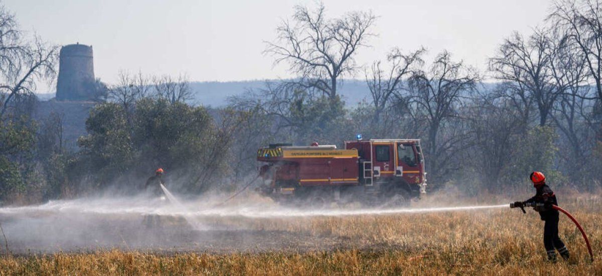 Alerte feux de forêt : enquête ouverte dans les Bouches-du-Rhône et le Vaucluse