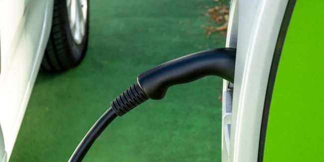 Borne de recharge 22 kW : avantages et coûts à connaître