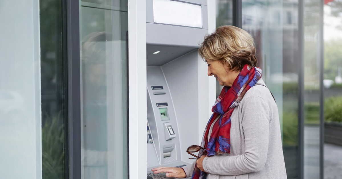 Quand un distributeur de billets peut-il avaler votre carte bancaire ?