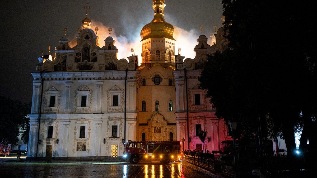 L'incendie dévastateur de la cathédrale de Kiev : une perte pour l'humanité