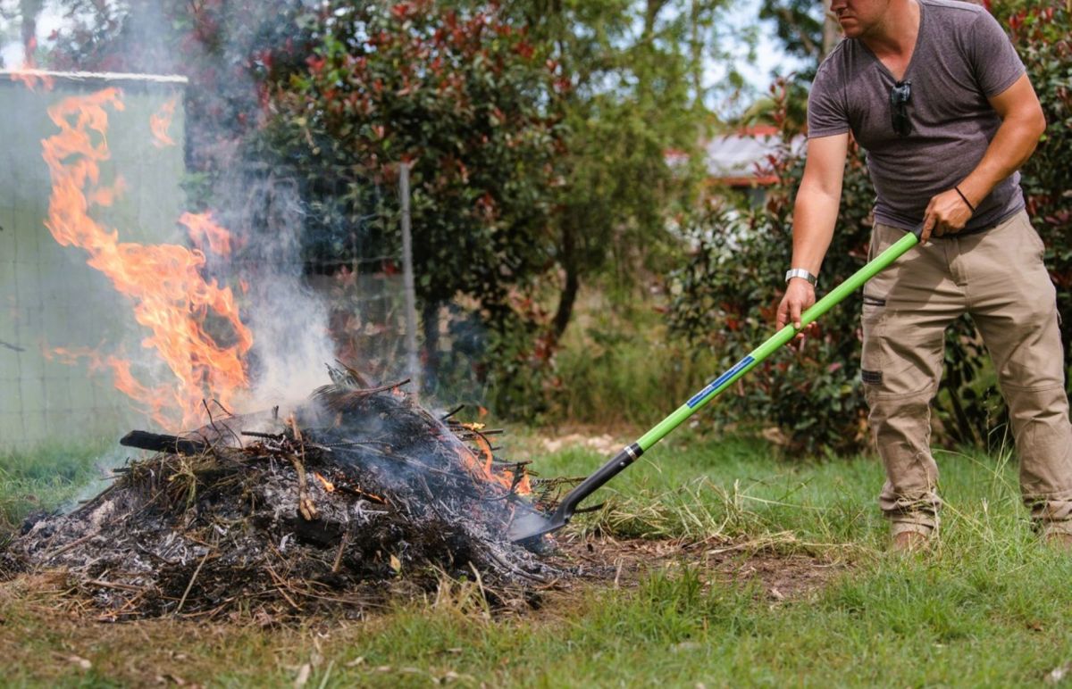 Brûlage des déchets verts en 2025 : ce que vous devez vraiment savoir
