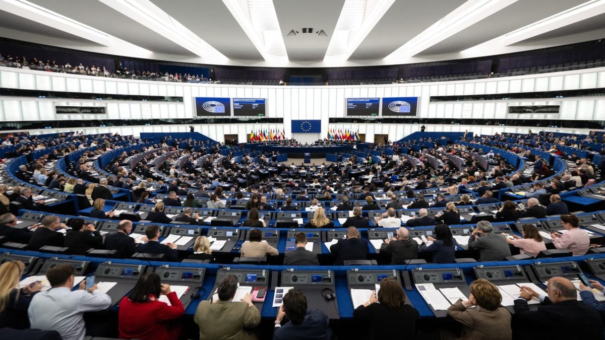 L'ue s'apprête à valider son accord commercial avec trump, levée des droits de douane en vue