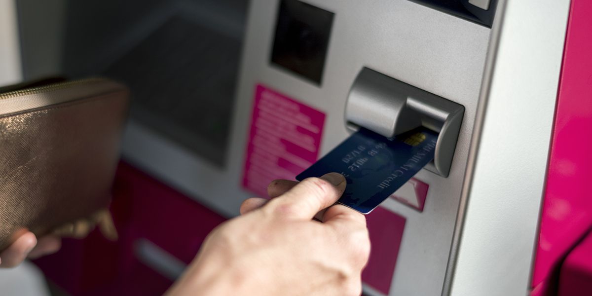 Interdit bancaire : comprendre les répercussions sur vos finances