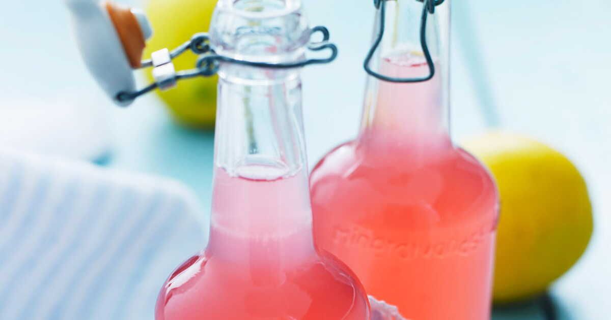 La fraîcheur du jus de rhubarbe à la vanille