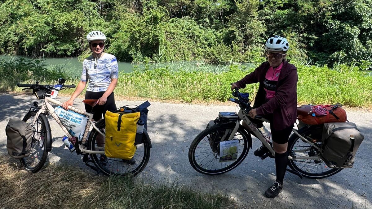 Des cyclistes engagées pour la sensibilisation aux maladies de l'intestin à Saint-Rémy