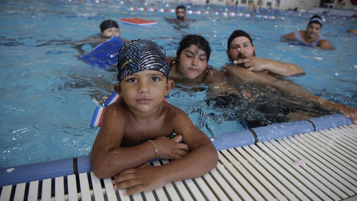 Marseille ouvre ses piscines gratuitement pour échapper à la chaleur