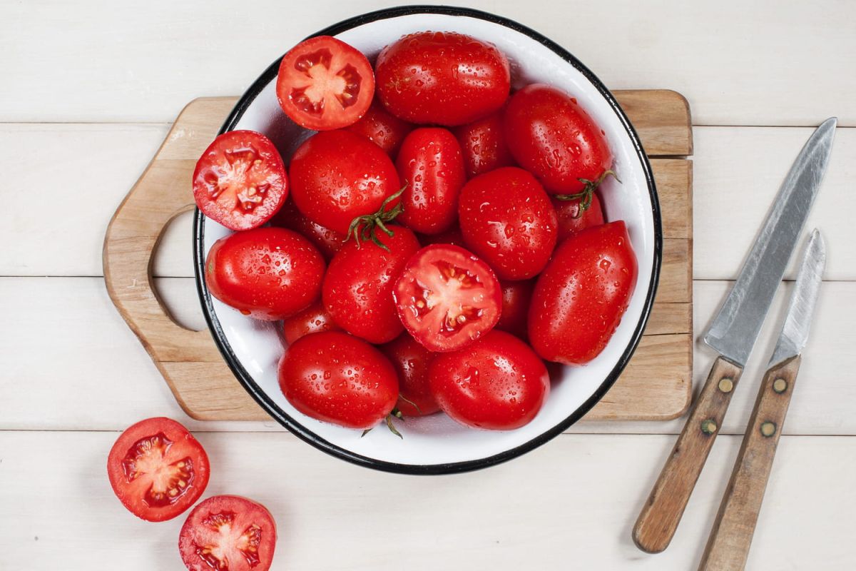 Pourquoi vos tomates perdent leur saveur : le réflexe à éviter absolument