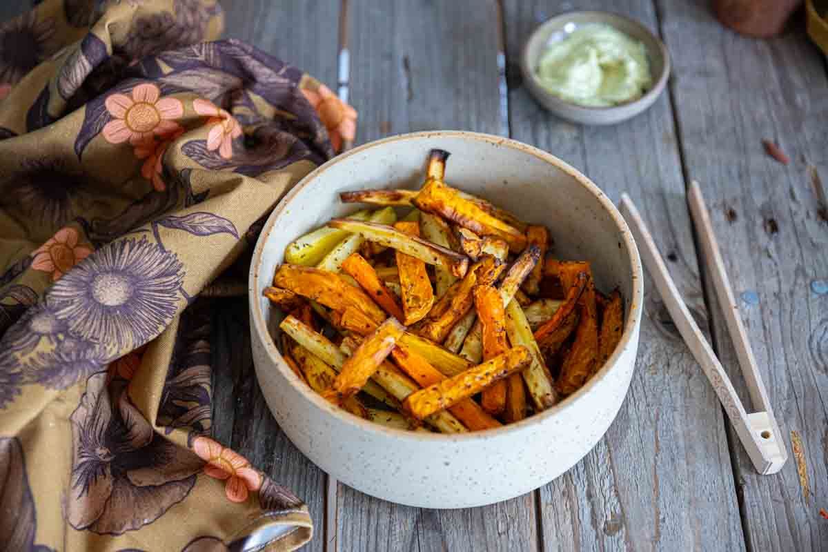 Des frites de légumes d'automne à l'Air Fryer