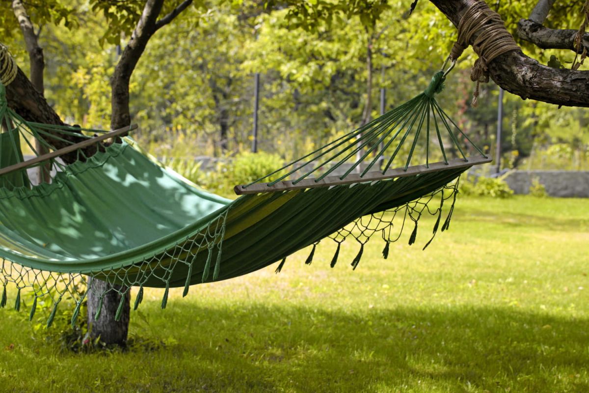 Astuces pour un jardin serein avant les vacances