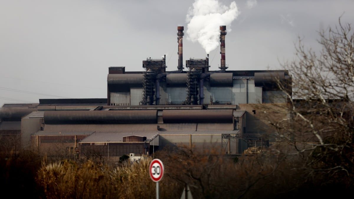 ArcelorMittal face à la justice pour dissimulation d’amiante à Fos-sur-Mer