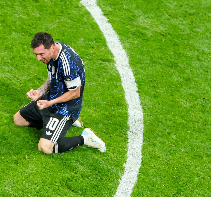 L'argentine, un phoenix du football en finale : le triomphe contre l'angleterre