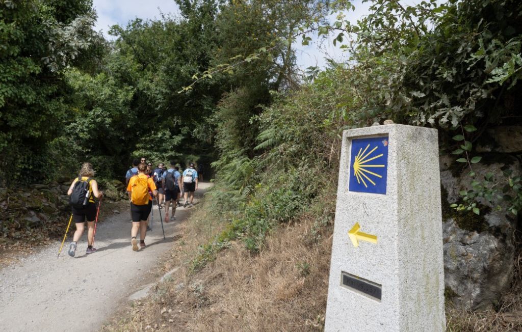 Chemins de Compostelle : 5 essentiels pour préparer votre aventure